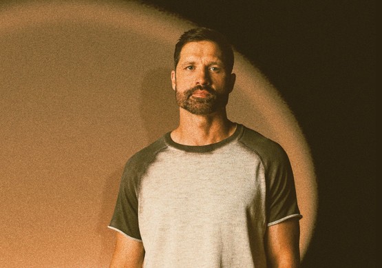 photo of Walker Hayes