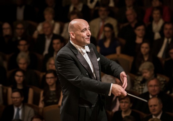 Prague Philharmonia, led by Emmanuel Villaume