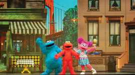 Sesame Street Live: Elmo's Got the Moves